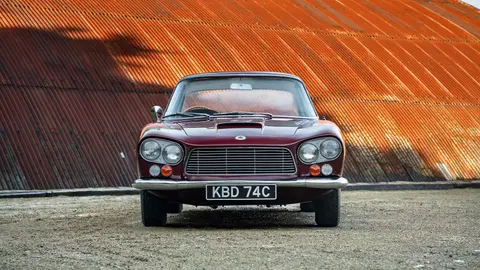 Gordon-Keeble: o raro GT britânico com motor V8 Chevrolet e design de Giugiaro