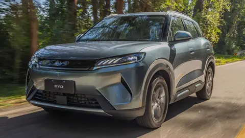 BYD Atto 2 DM-i Flex chega por R$ 149.990 e pode rodar mais de 1.000 km