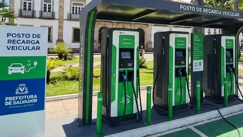 Salvador regulamenta instalação, operação e cobrança de estações de recarga