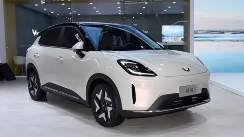 Wuling Binguo Pro é lançado na China por 56.800 yuans e chega a 403 km