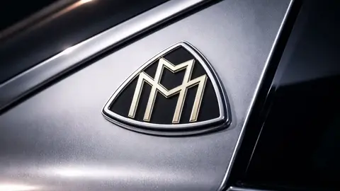 Mercedes-Maybach VLS será o topo da nova família de vans de luxo