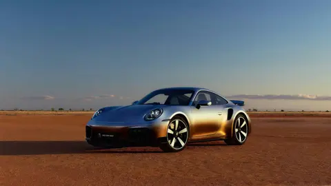 Porsche 911 Turbo S Land Down Under transforma o deserto australiano em pintura