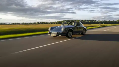 Porsche 911 S 2.2 Targa 1970: motor 2.2, 180 cv e alma de clássico