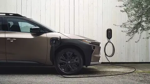 Alta de 3.300% em elétricos Toyota no Japão não foi confirmada