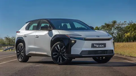 Toyota bZ4X estreia no Brasil por R$ 419.990 como primeiro elétrico da marca no país