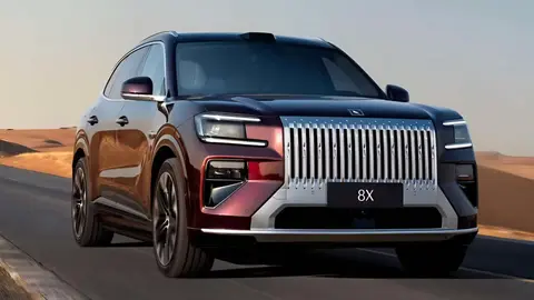 Zeekr 8X estreia na China com sistema híbrido de até 1.030 kW